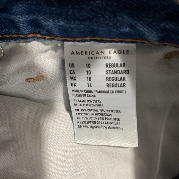 American eagle “Mom Jeans” - Picture 4 of 5